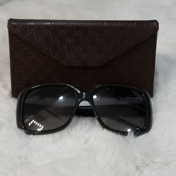 Gucci sunglasses - Picture 1 of 7